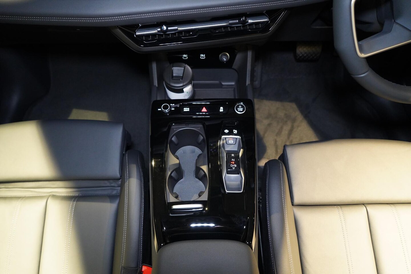 Image about Audi Q6 SUV e-tron e-tron