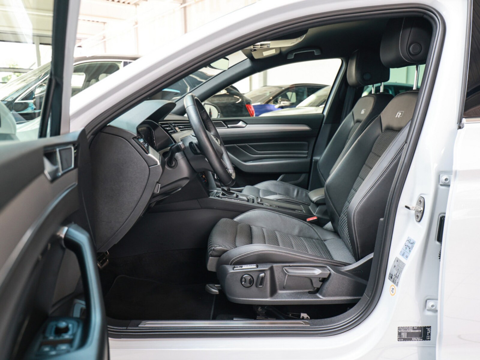 Volkswagen Passat Variant – Bild 11