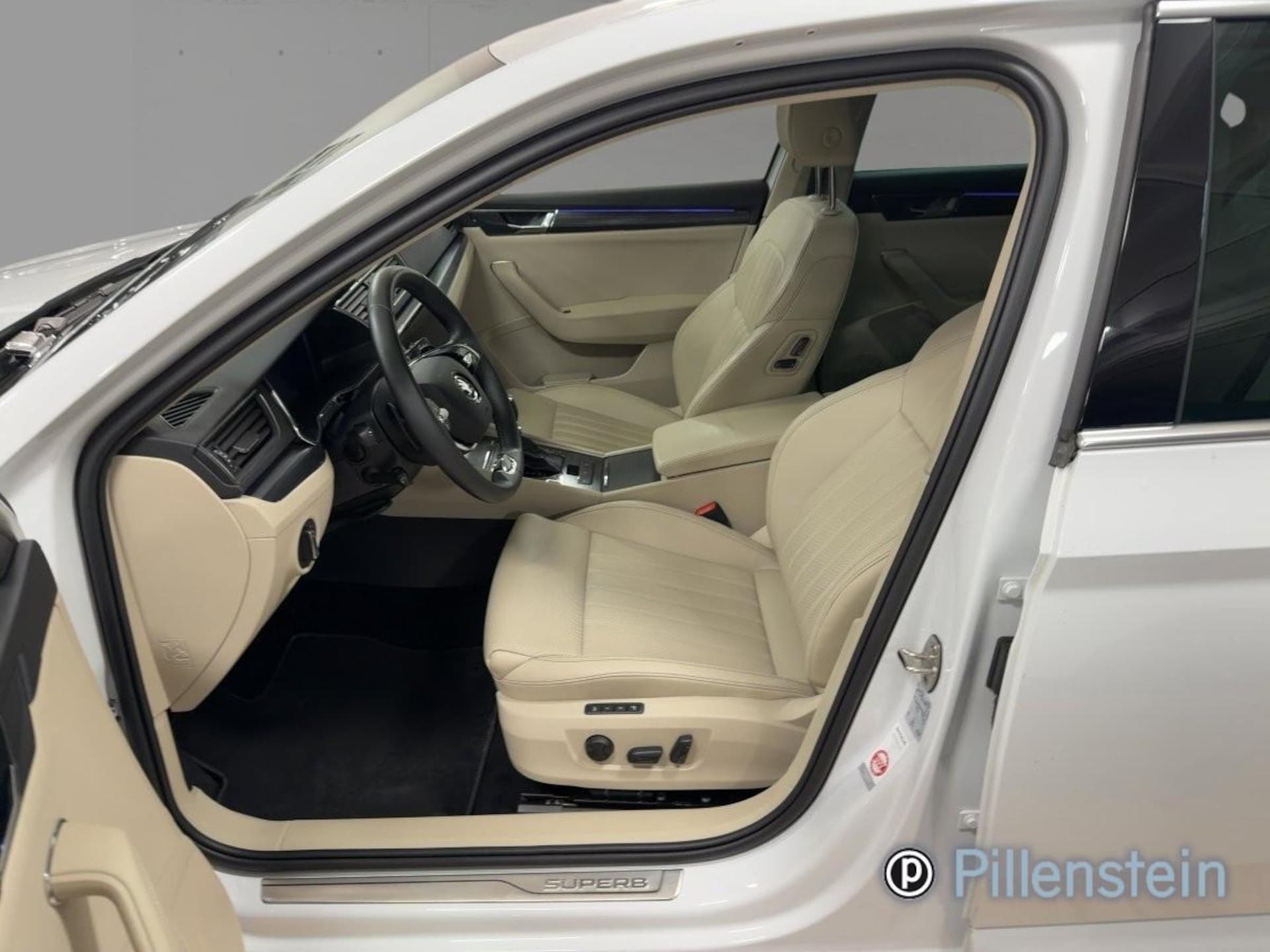 Skoda Superb PREMIUM EDITION