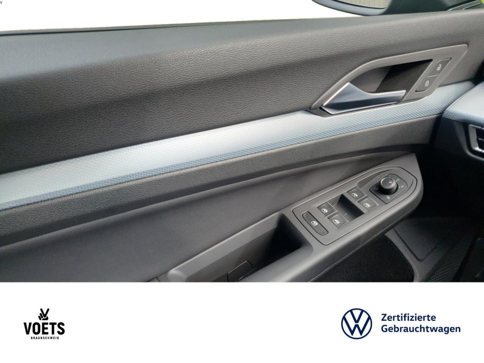 Volkswagen Golf Life