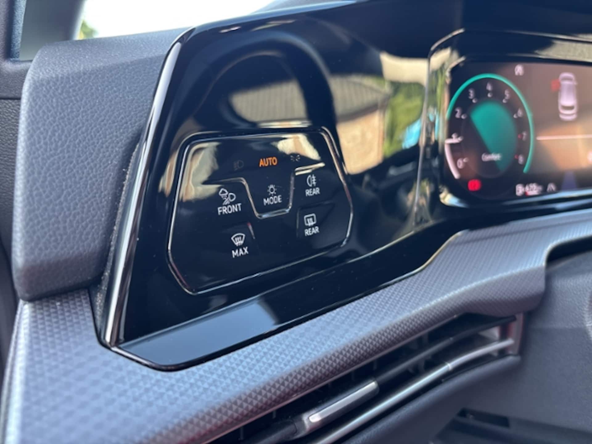 Volkswagen Golf Active