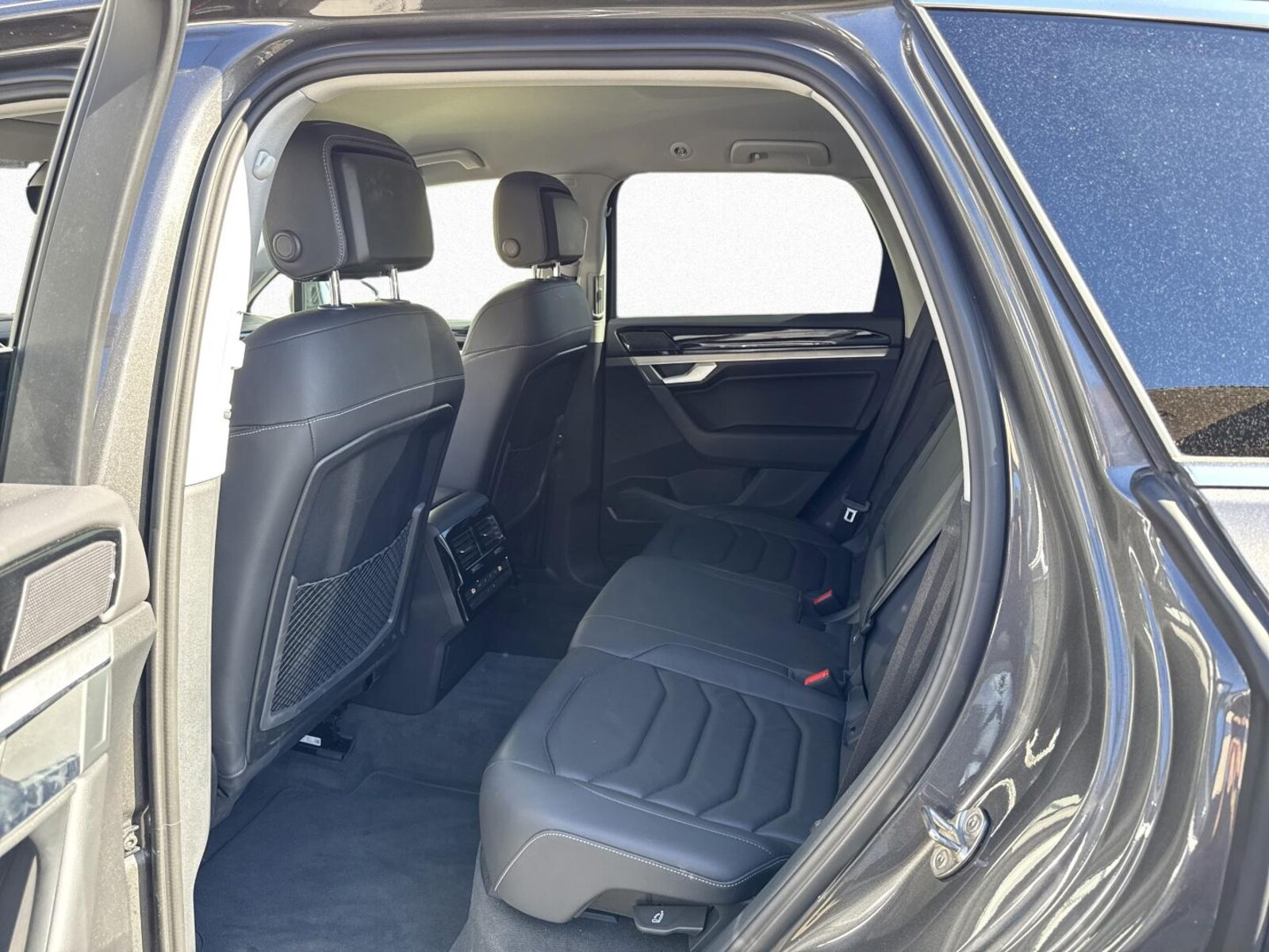 Volkswagen Touareg – Bild 13
