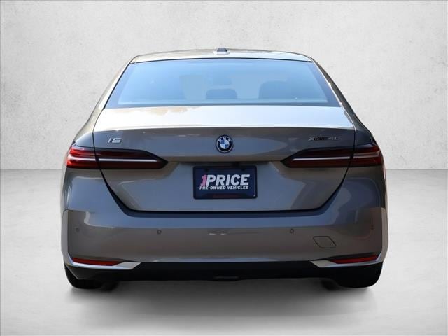 2026 BMW i5 40 - Photo 9