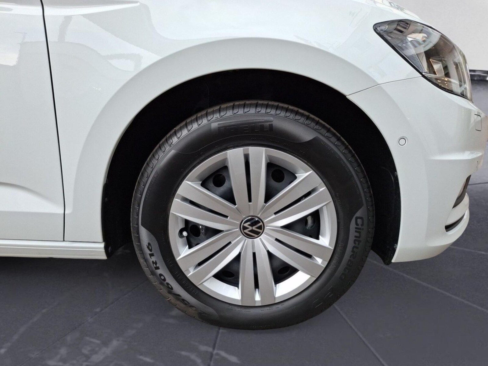 Volkswagen Touran – Bild 6