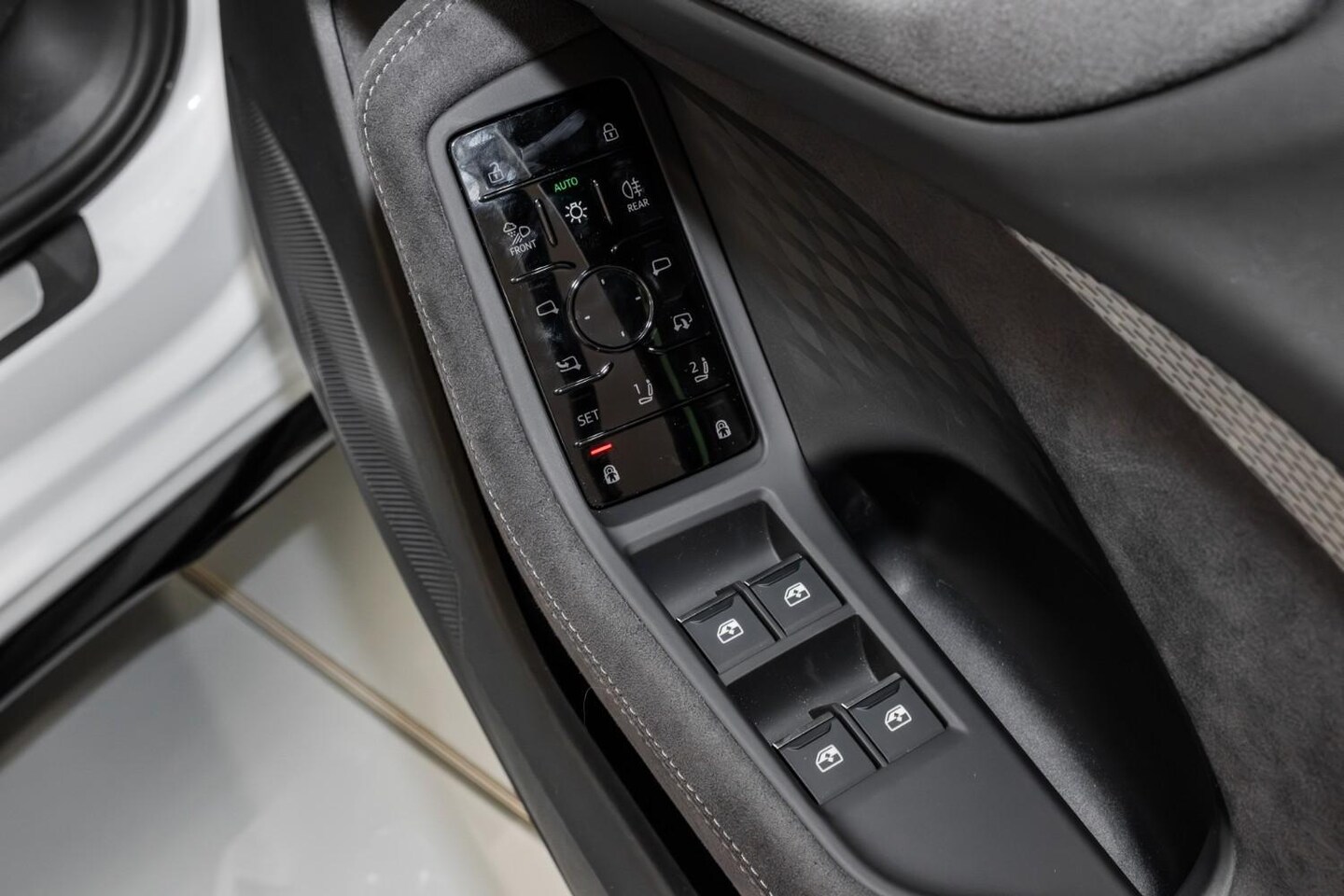 Image about Audi S5 Sedan TFSI quattro 270 kW S tronic