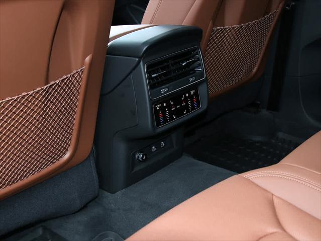 2023 AUDI Q8 - Image 33