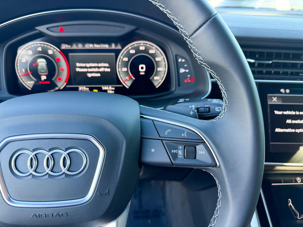 2025 Audi Q8 Premium Plus - Photo 18