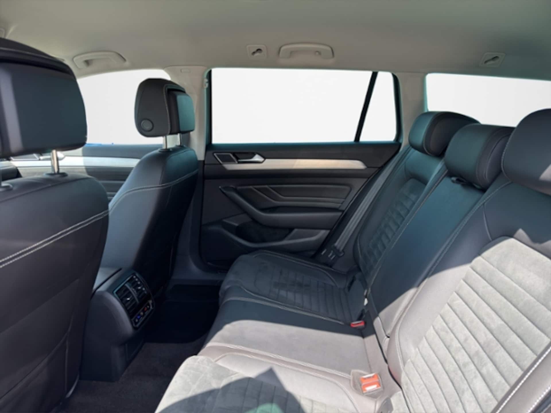Volkswagen Passat Variant Elegance