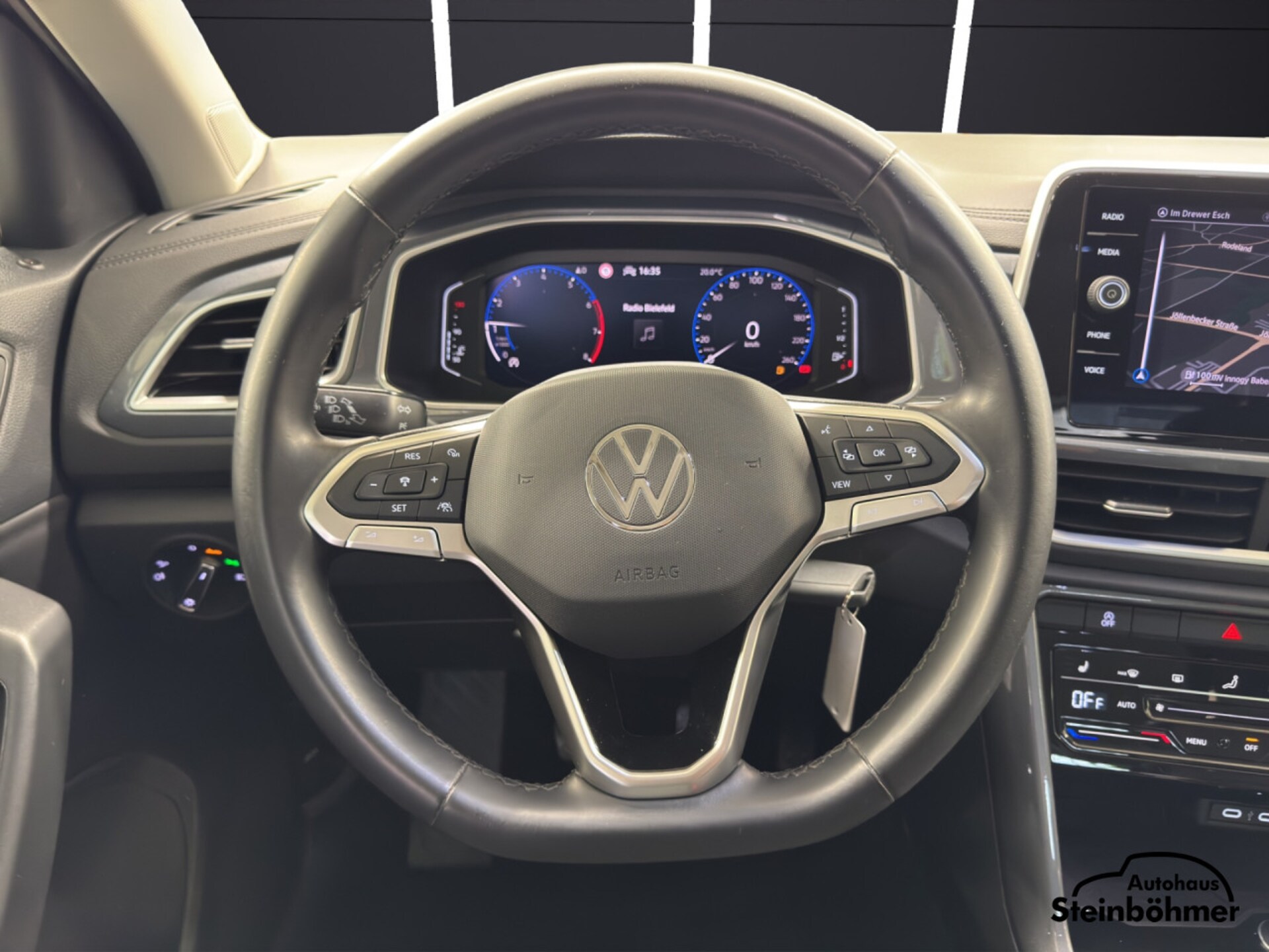 Volkswagen T-Roc Style