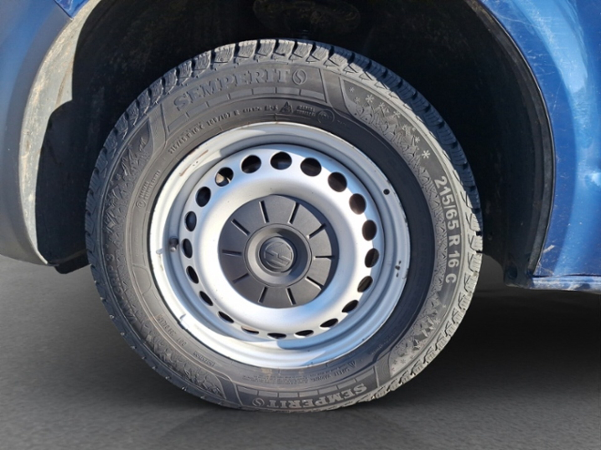 Volkswagen T6.1 Transporter Pritschenwagen Doppelkabine