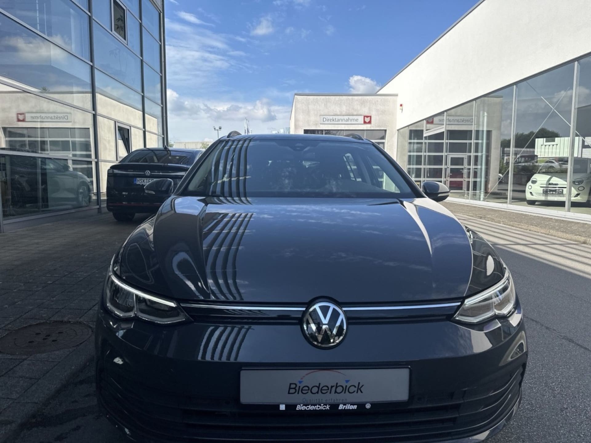 Volkswagen Golf Variant Life