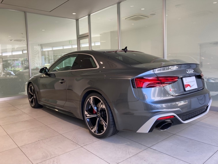 Audi RS 5 Coupé RS 5 Coupé 331(450) kW(PS) tiptronic for more details contact your dealer