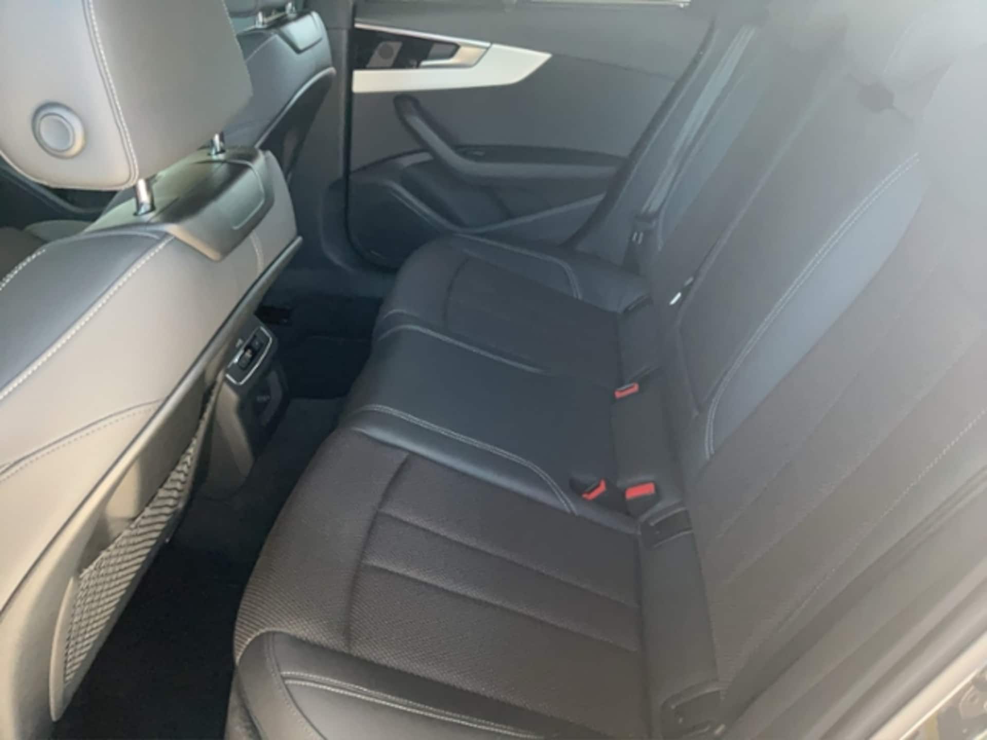 Audi A4 Avant S line