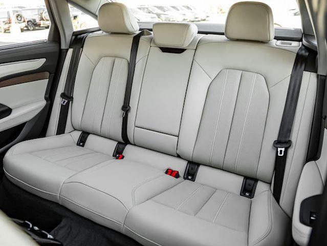 2026 Audi A6 Premium Plus - Photo 28