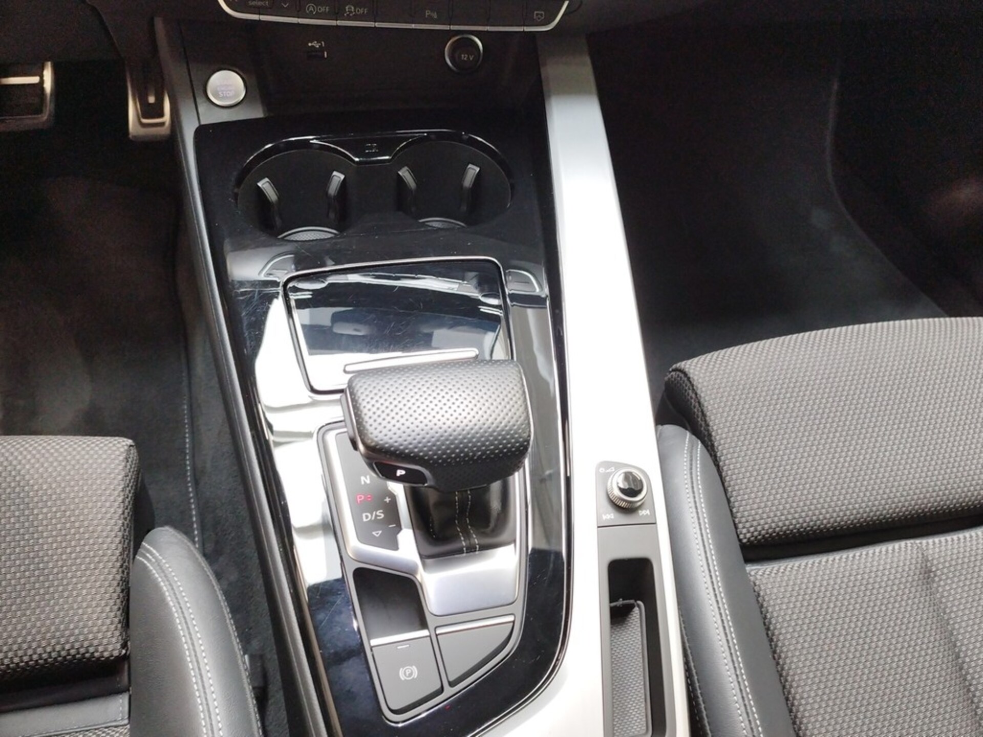 Audi A4 Avant S line