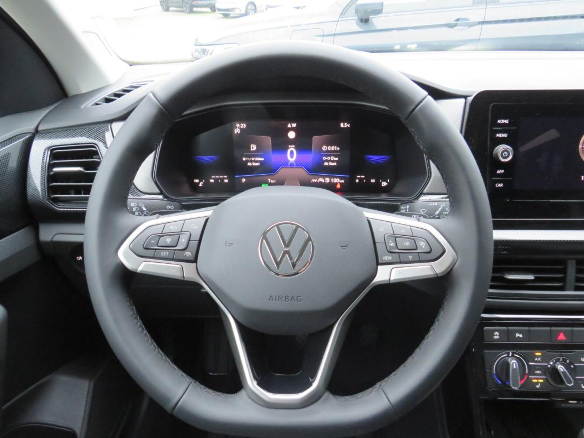 Volkswagen T-Cross Life