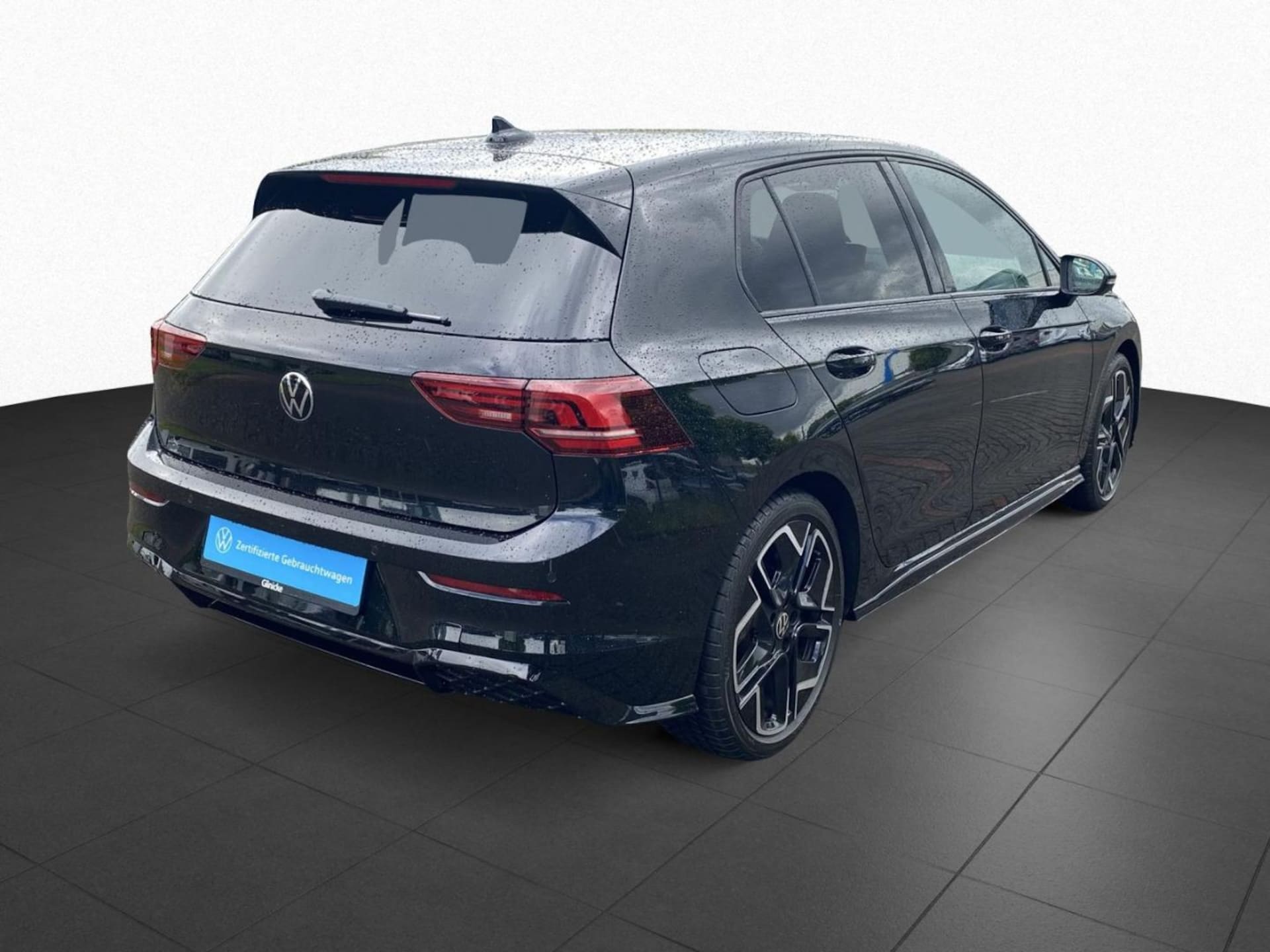 Volkswagen Golf R-Line