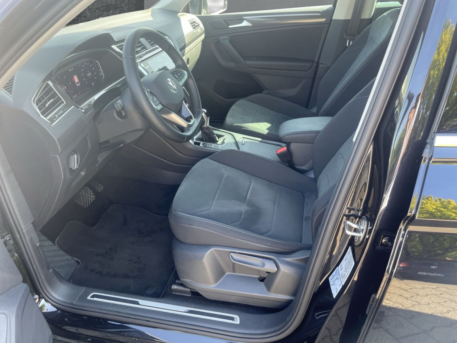 Volkswagen Tiguan – Bild 9