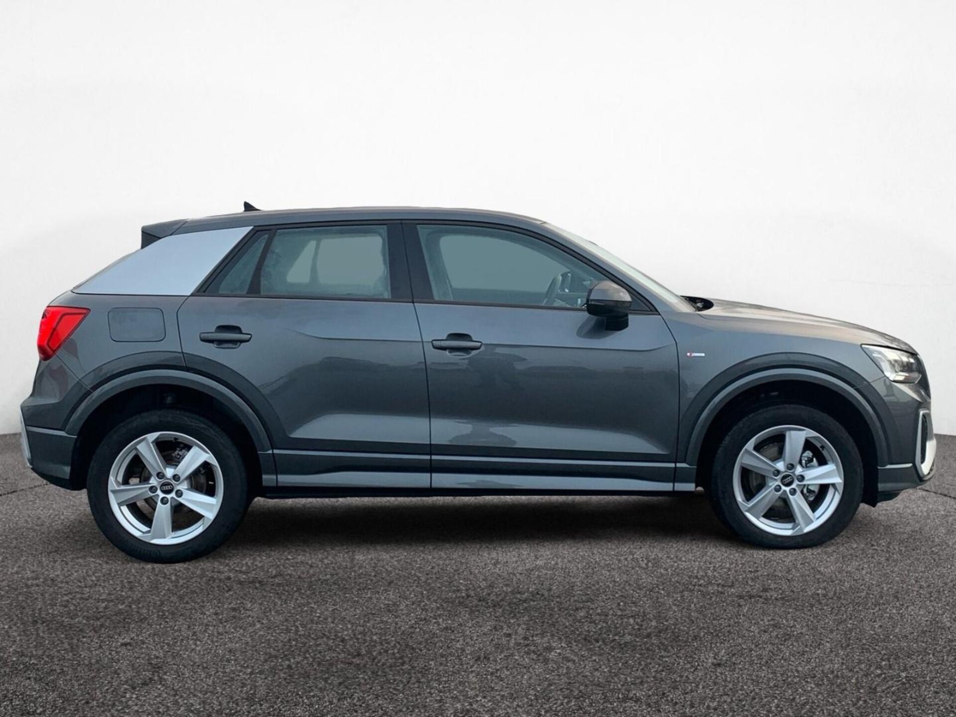 Audi Q2 S line