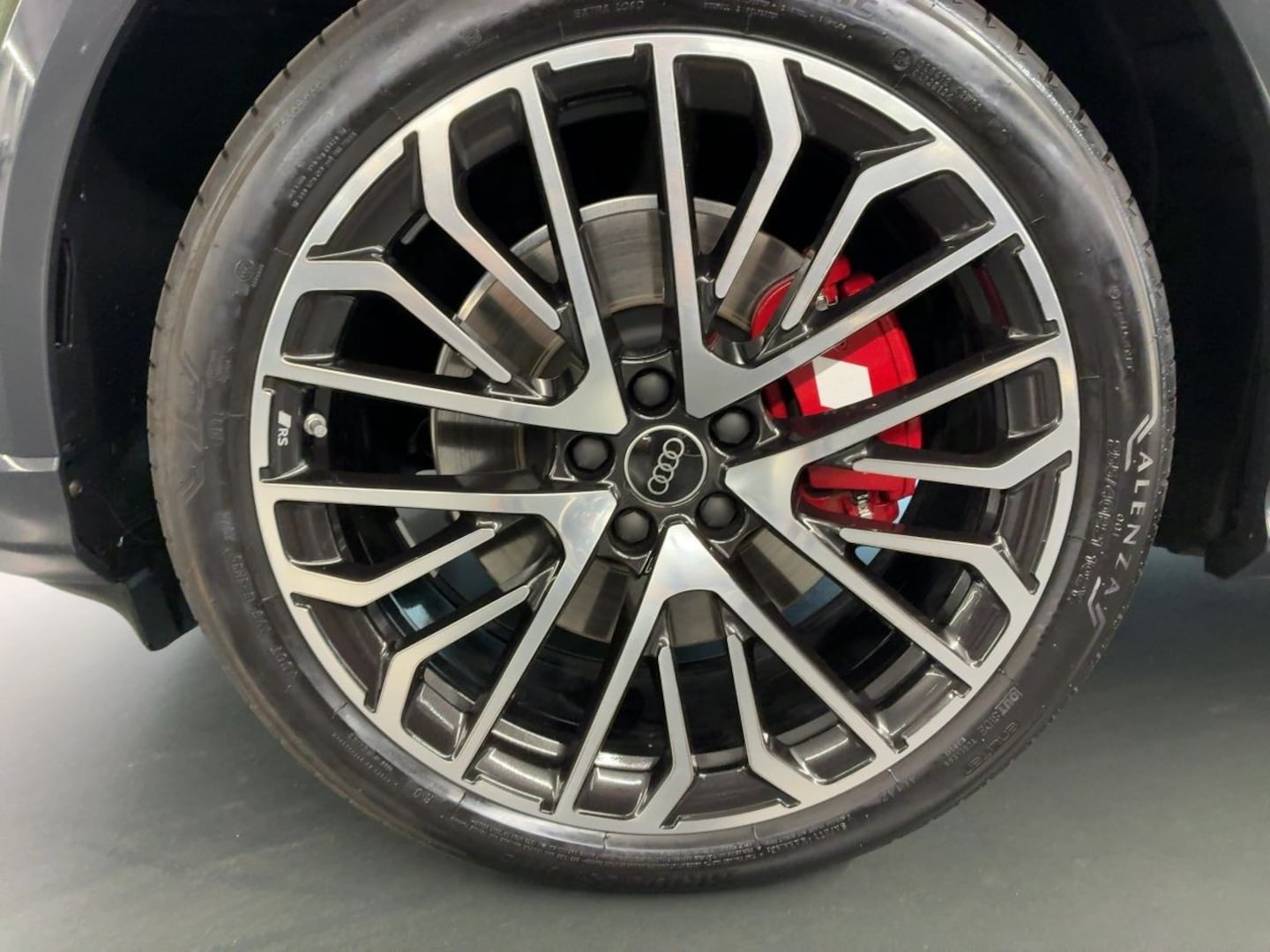 Bild über Audi SQ5 SUV TFSI 270 kW S tronic - für weitere Informationen kontaktieren Sie den Audi Partner