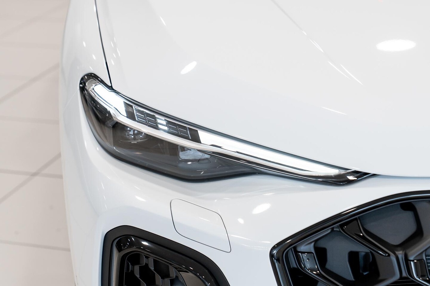 Image about Audi Q5 SUV TDI quattro 150 kW sport