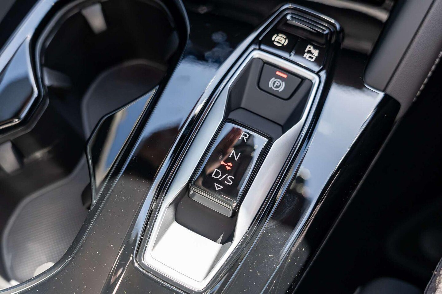 Image about Audi Q5 SUV e-hybrid quattro S tronic