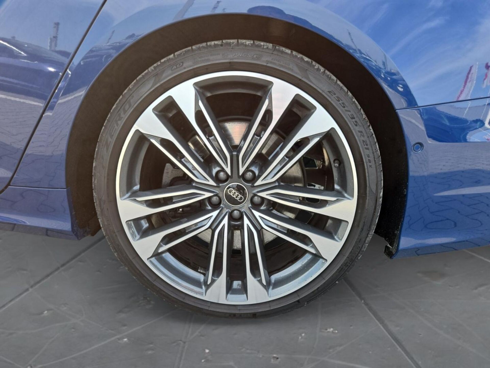 Audi S6 Avant
