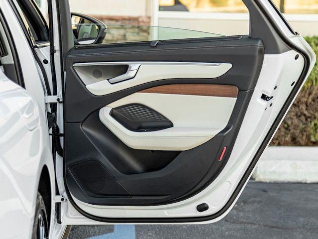 2026 Audi A6 Premium Plus - Photo 30