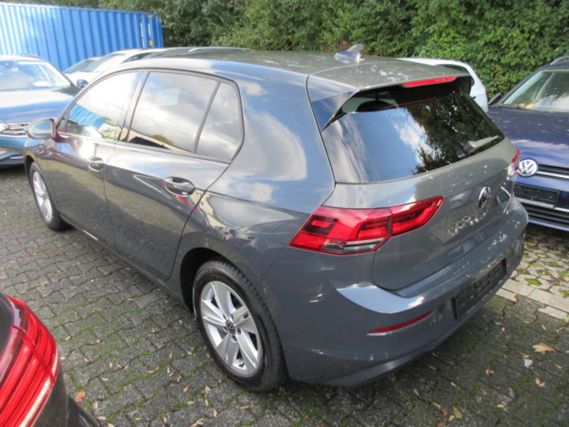 Volkswagen Golf Life