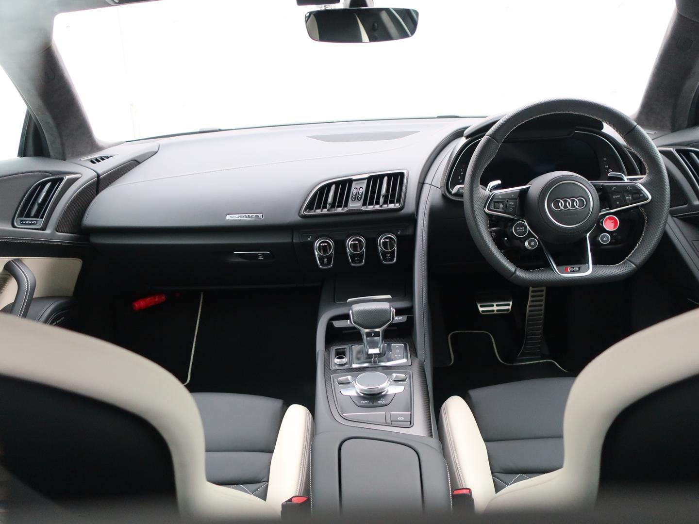 Image about Audi R8 Coupé R8 Coupe V10 performance quattro 456(620) kW(PS) S tronic