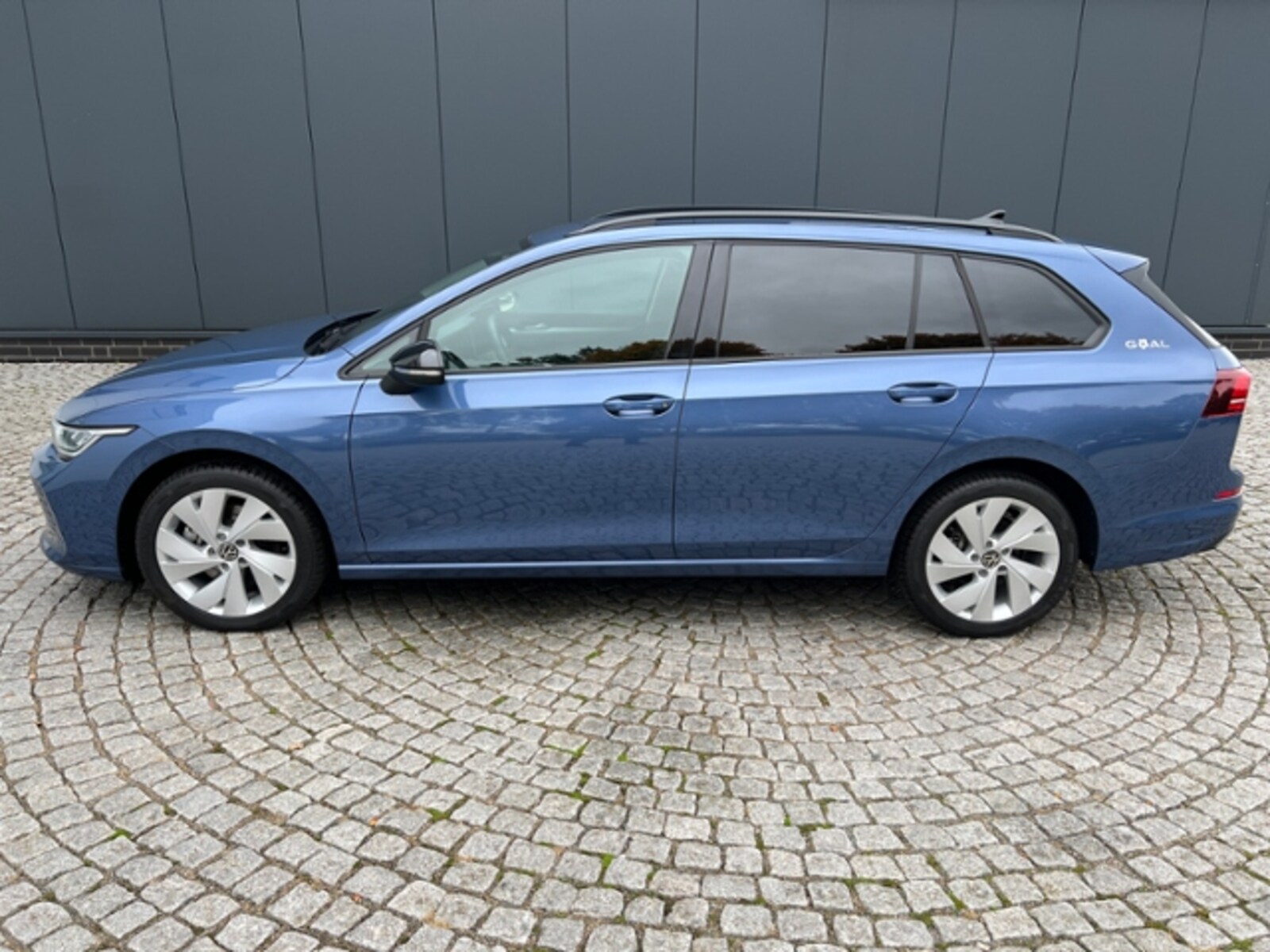 Volkswagen Golf Variant – Bild 3