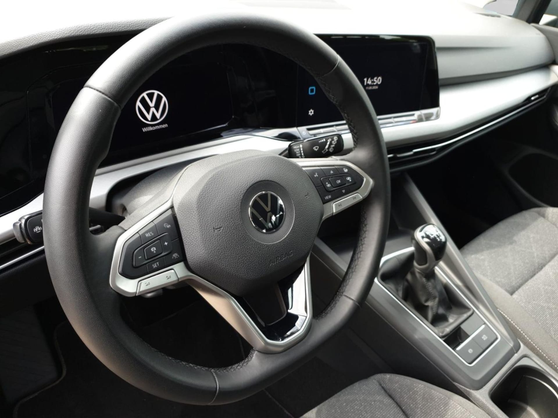 Volkswagen Golf Variant Life