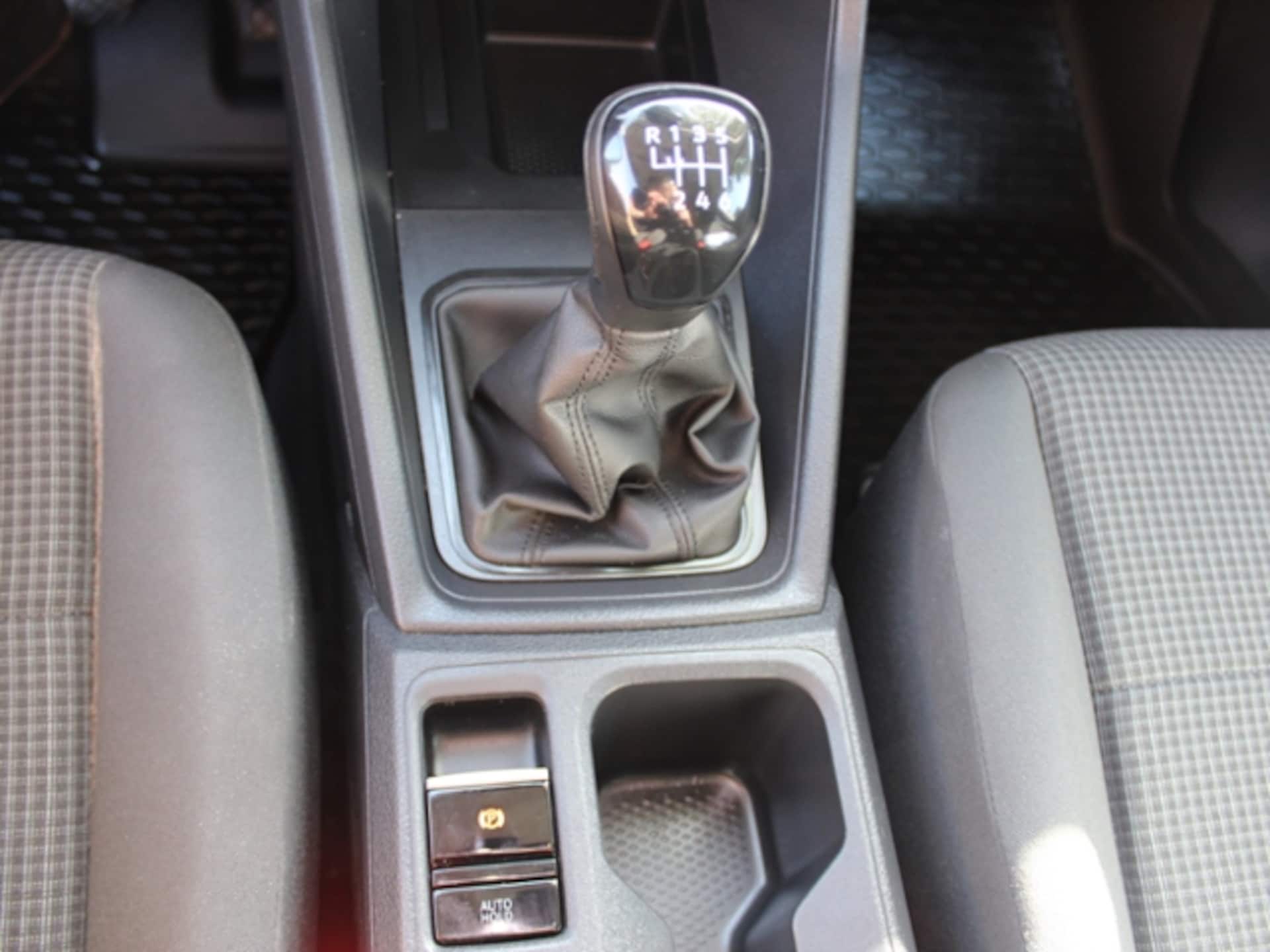 Volkswagen Caddy Maxi Kombi Basis-Modell