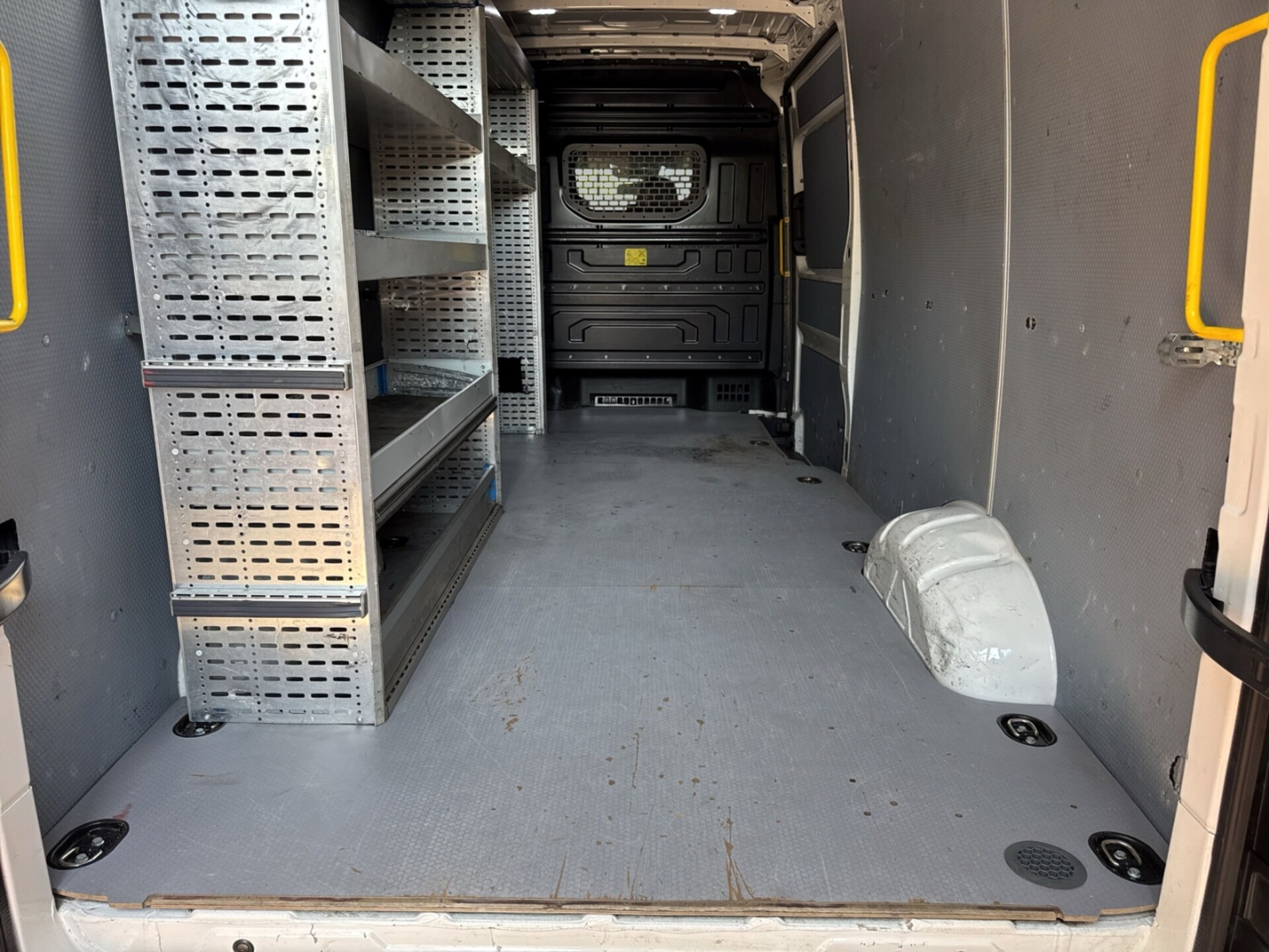 Volkswagen Crafter Kasten langer Radstand