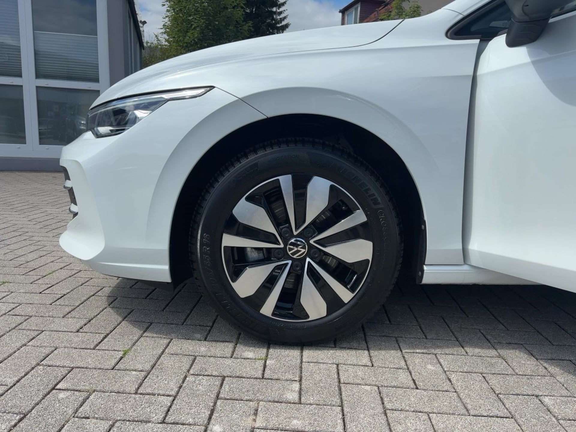 Volkswagen Golf Life