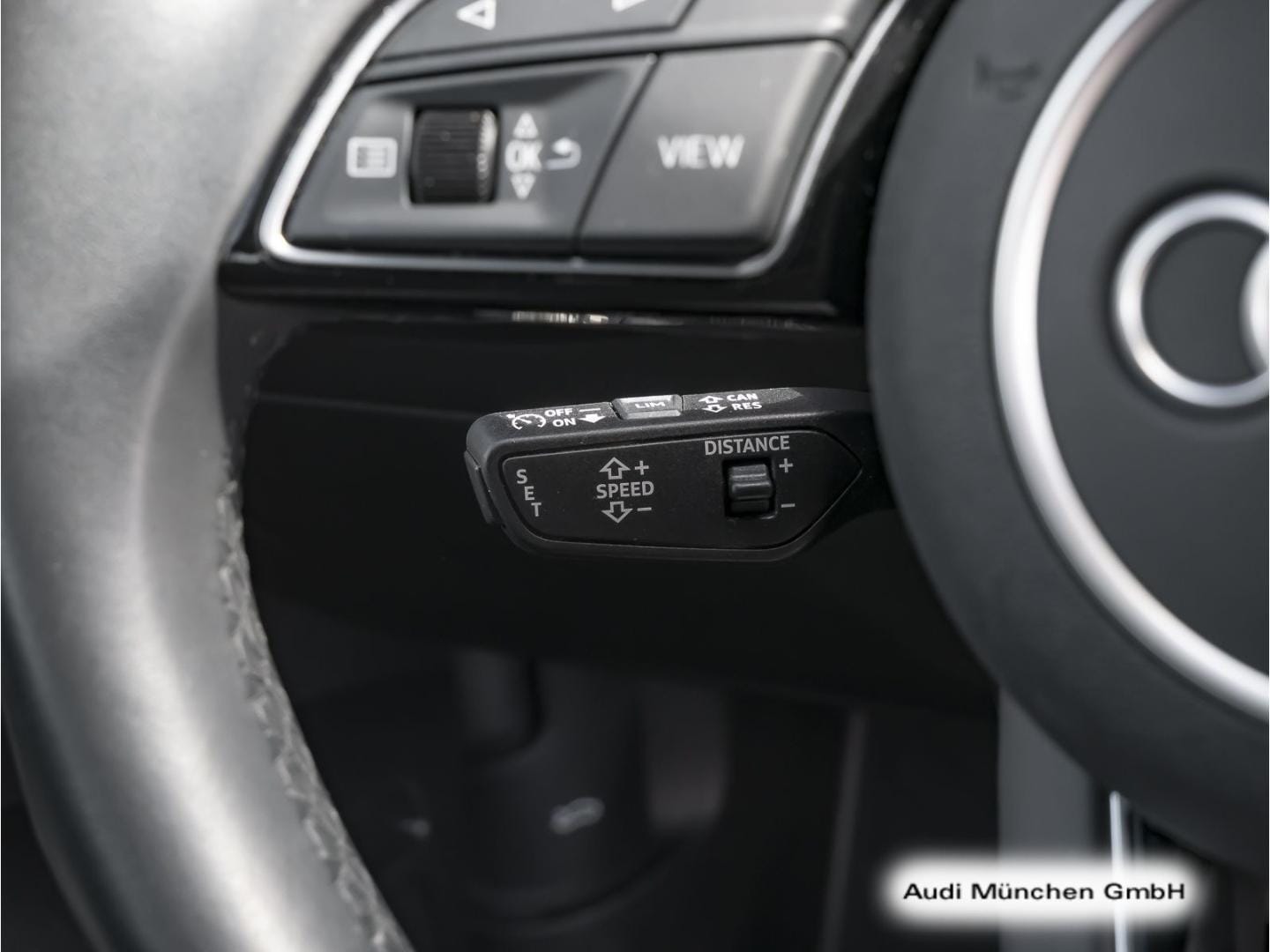 Bild über Audi A3 Sportback advanced 30 TFSI S tronic - für weitere Informationen kontaktieren Sie den Audi Partner