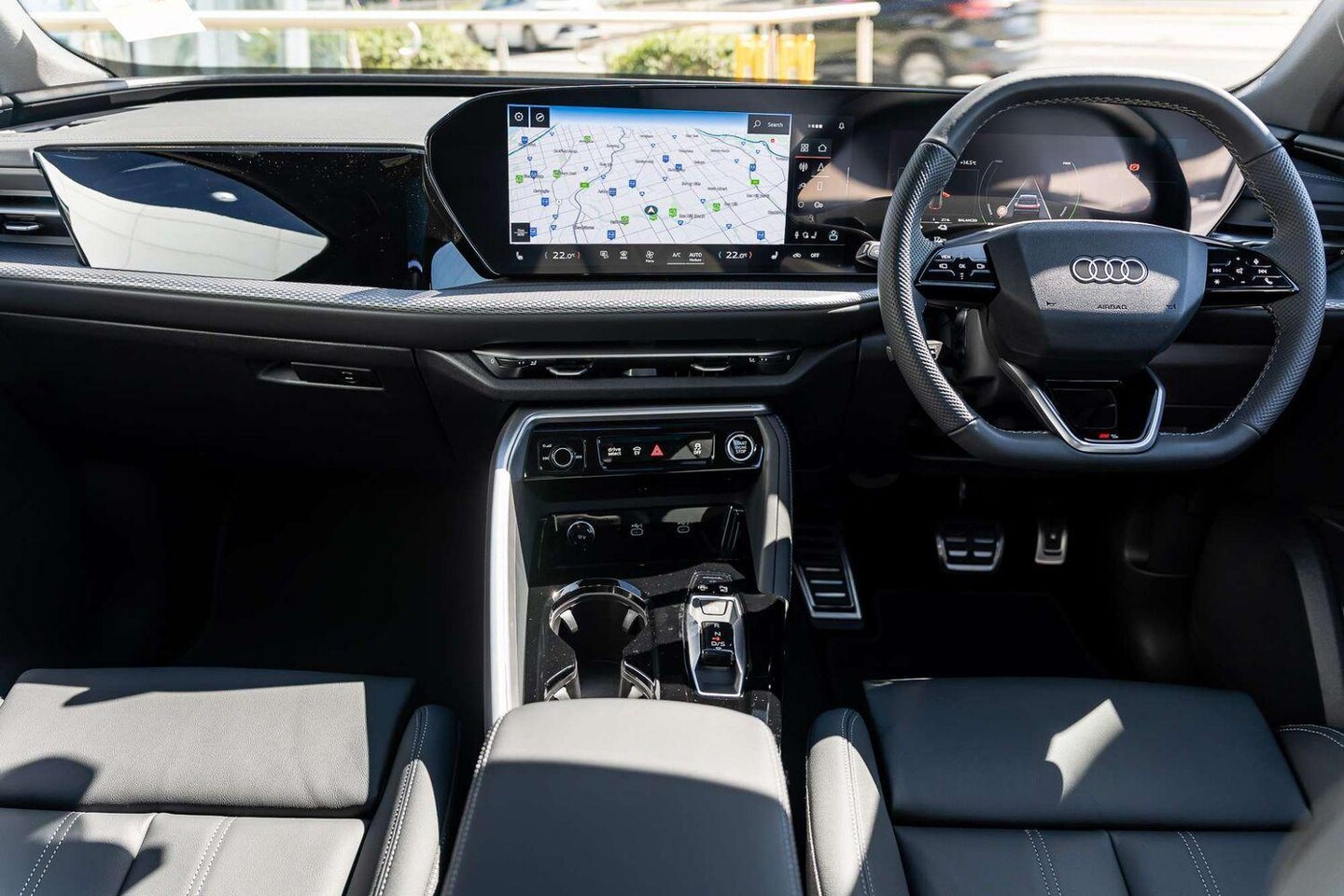 Image about Audi Q5 SUV e-hybrid quattro S tronic