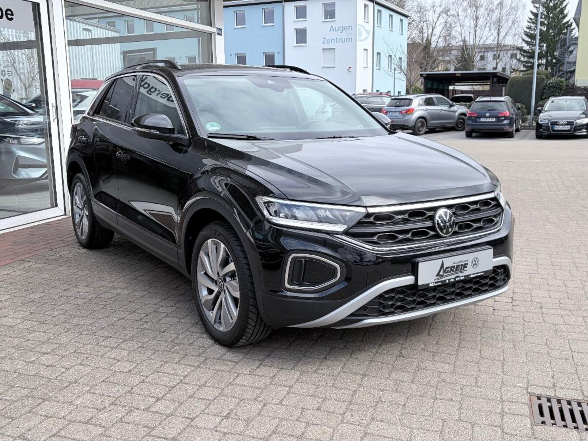 Volkswagen T-Roc Life