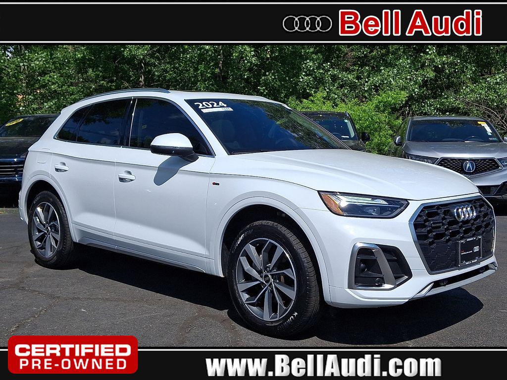 2024 Audi Q5 45 Premium's photo