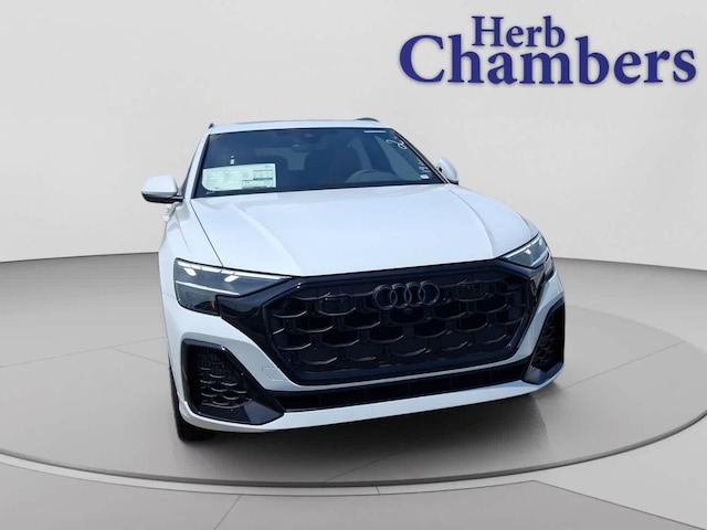 2026 Audi Q8