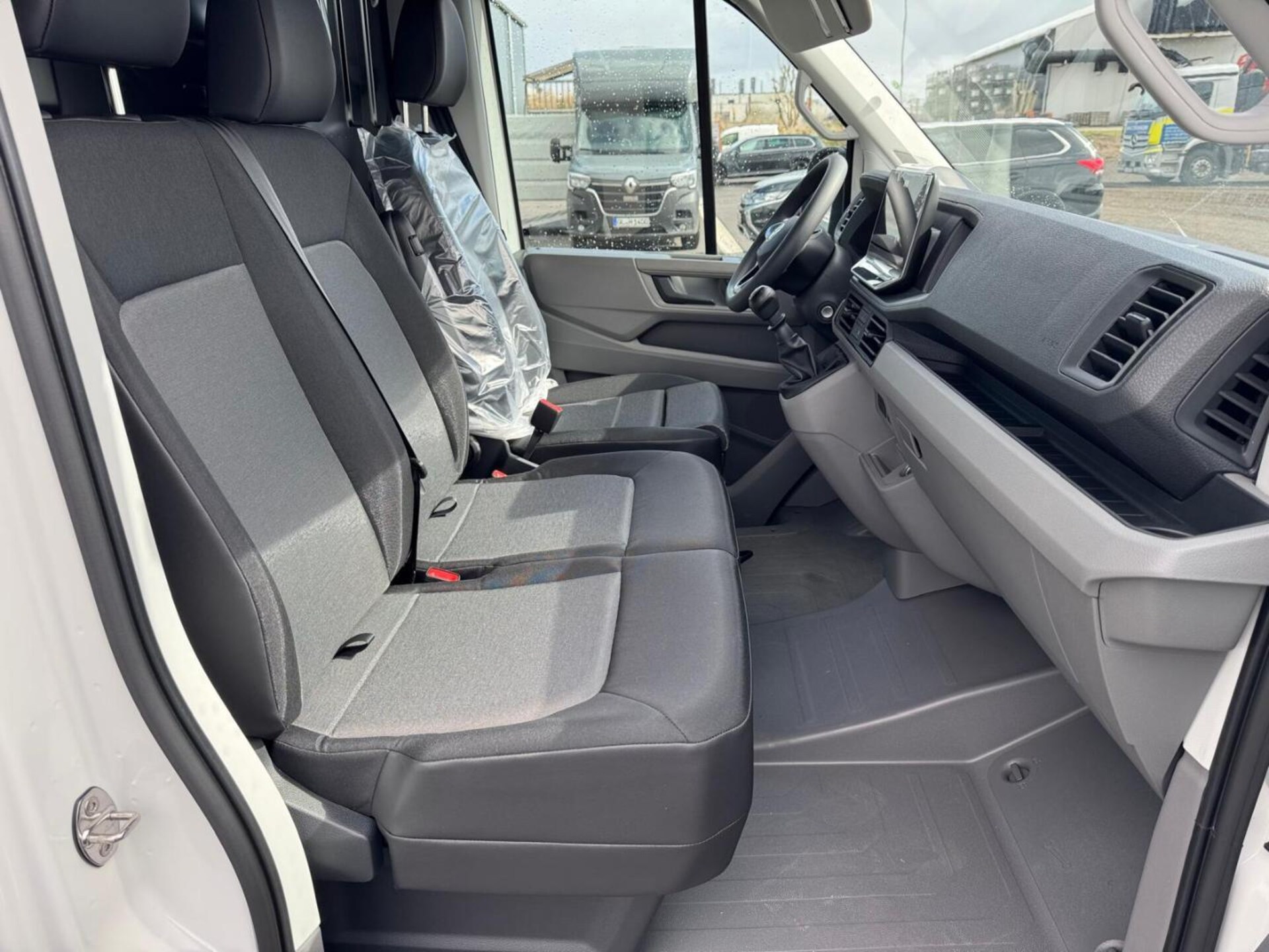 Volkswagen Crafter Kasten langer Radstand