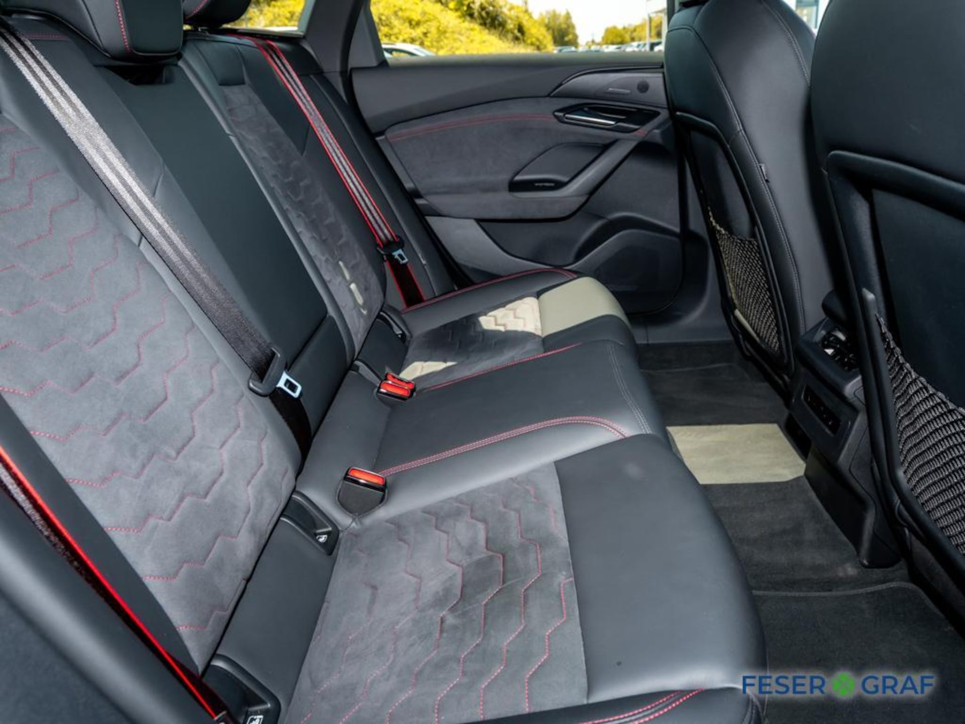 Audi S6 Avant e-tron