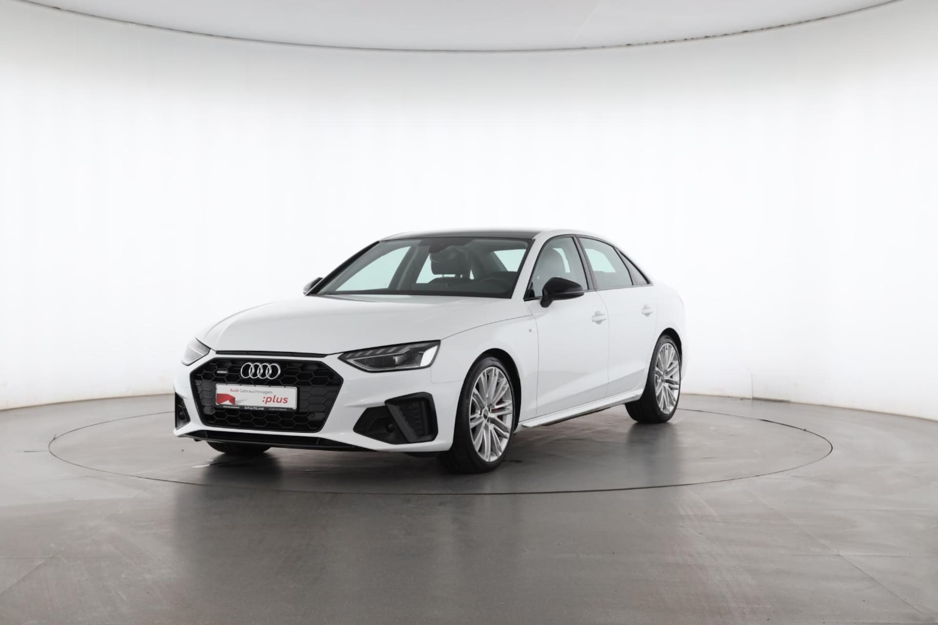 Audi A4 Limousine S line
