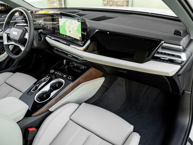 2026 Audi A6 Premium Plus - Photo 36