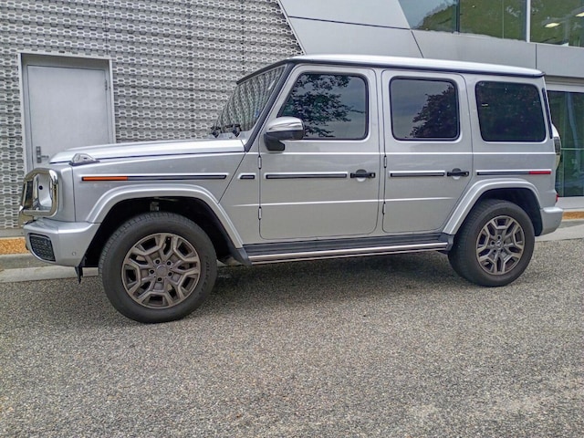 2025 Mercedes-Benz