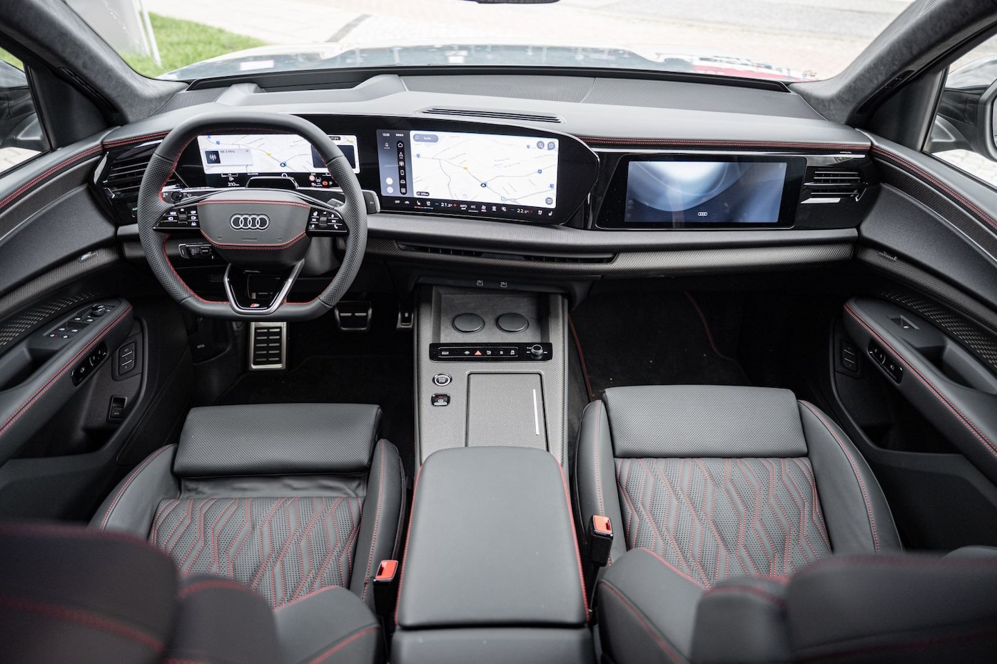 Bild über Audi Q7 SUV TDI quattro 220 kW tiptronic - für weitere Informationen kontaktieren Sie den Audi Partner