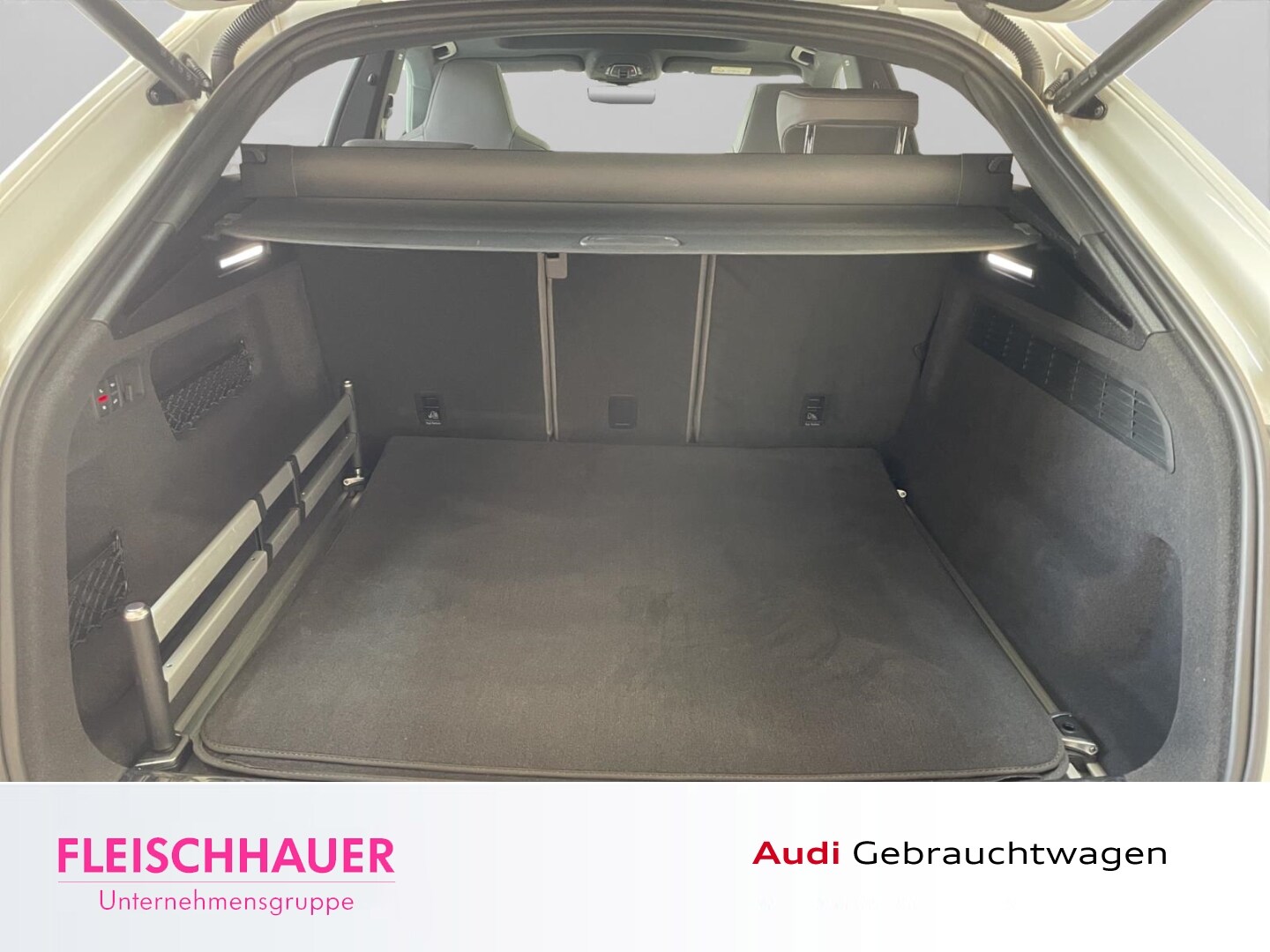 Image about Audi SQ8 TFSI quattro tiptronic