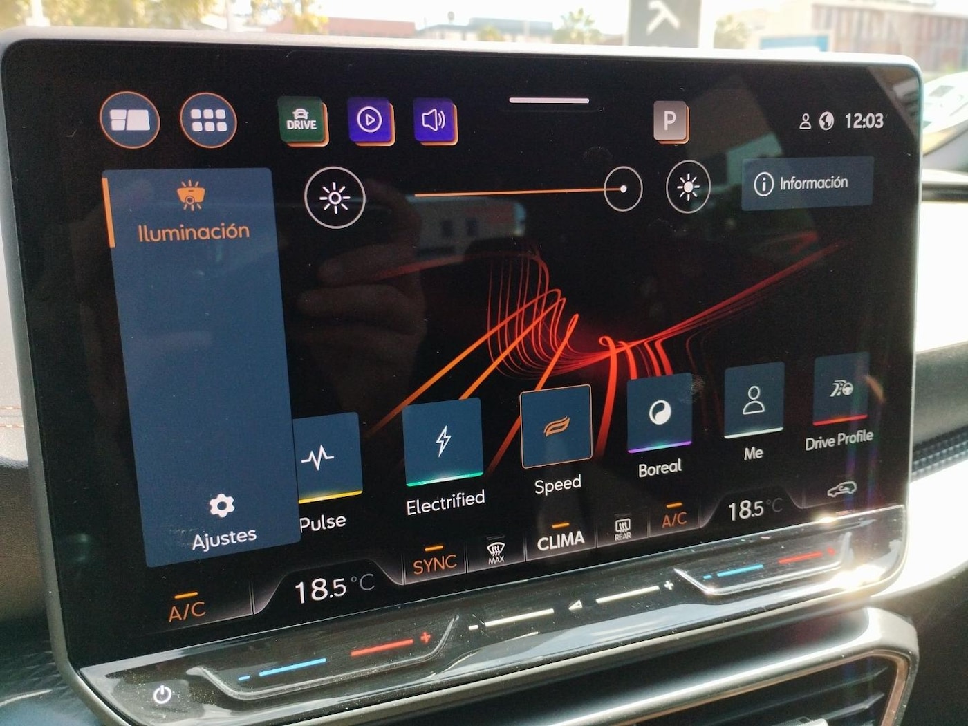 CUPRA Leon León 1.5 TSI e-Hybrid DSG 150 kW (204 CV) — photo 12