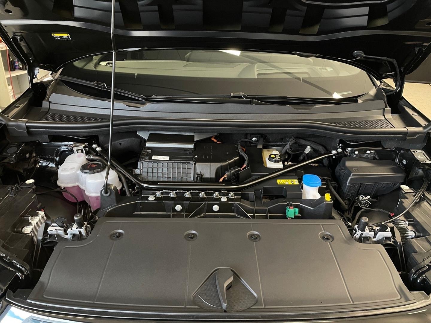 Bild über Audi Q4 SUV e-tron e-tron quattro performance 250 kW - für weitere Informationen kontaktieren Sie den Audi Partner