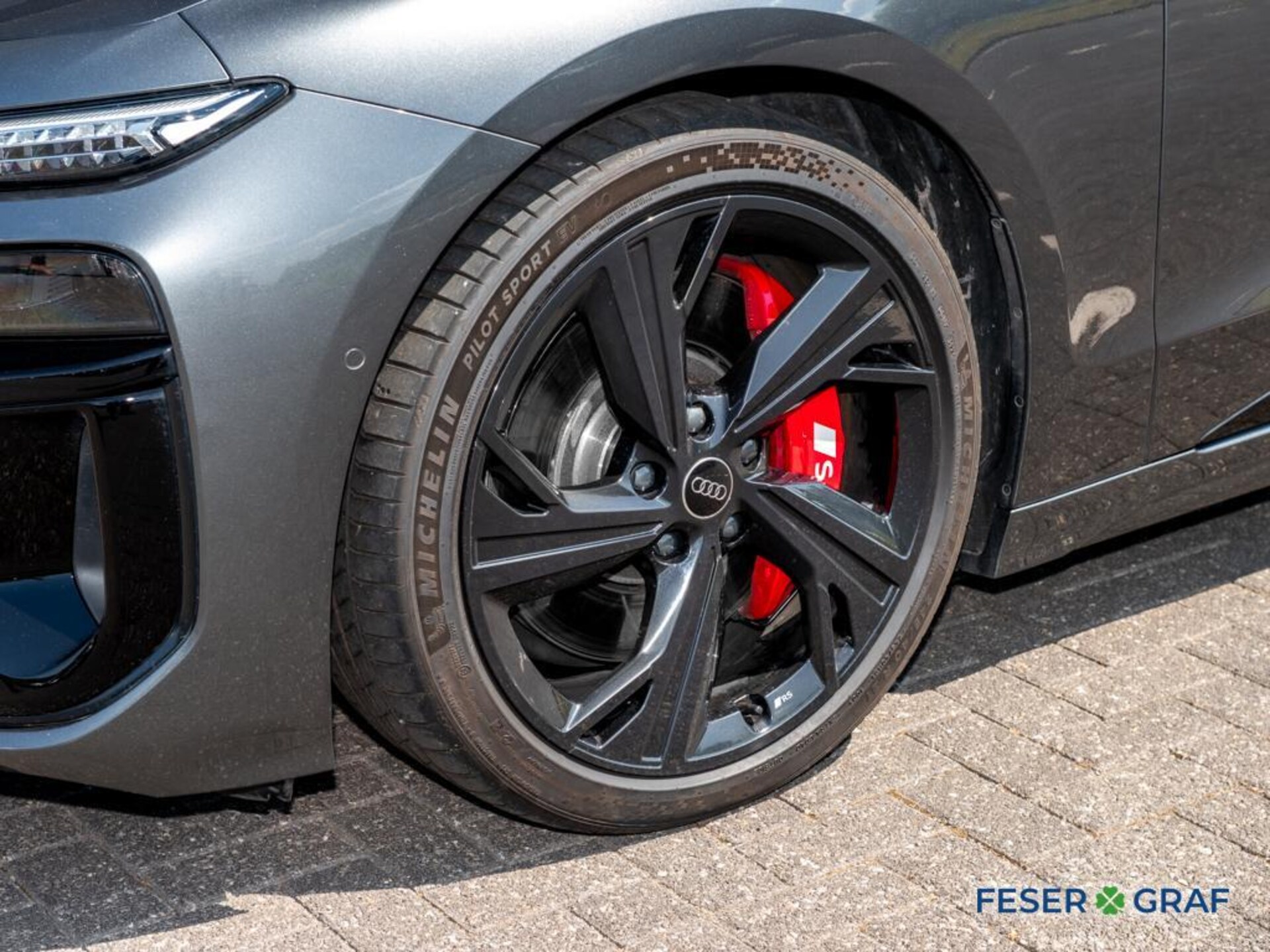 Audi S6 Avant e-tron